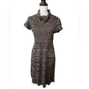Beautiful Calvin Klein Knit Dress in Oatmeal and Black, size M